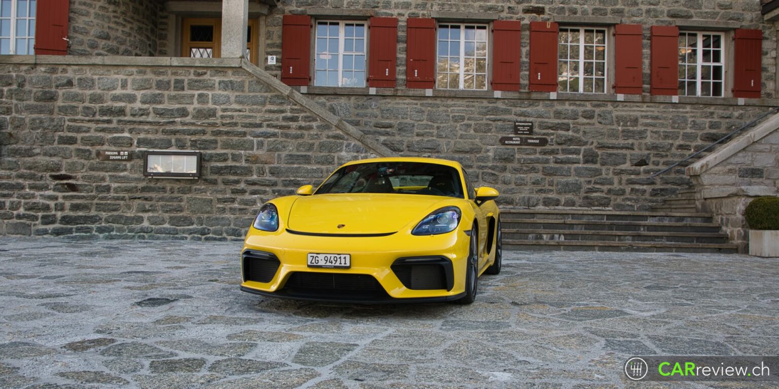 Essai Porsche 718 Cayman GT4