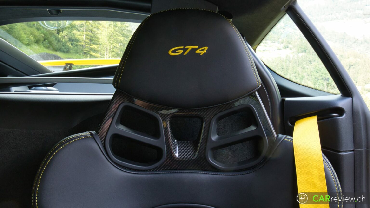 Essai Porsche 718 Cayman GT4