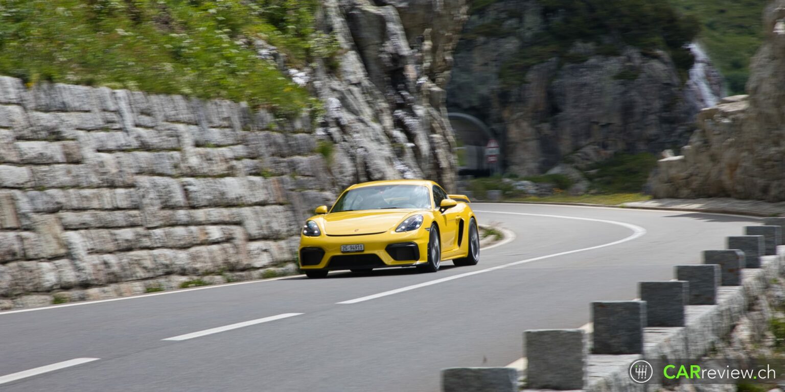 Essai Porsche 718 Cayman GT4