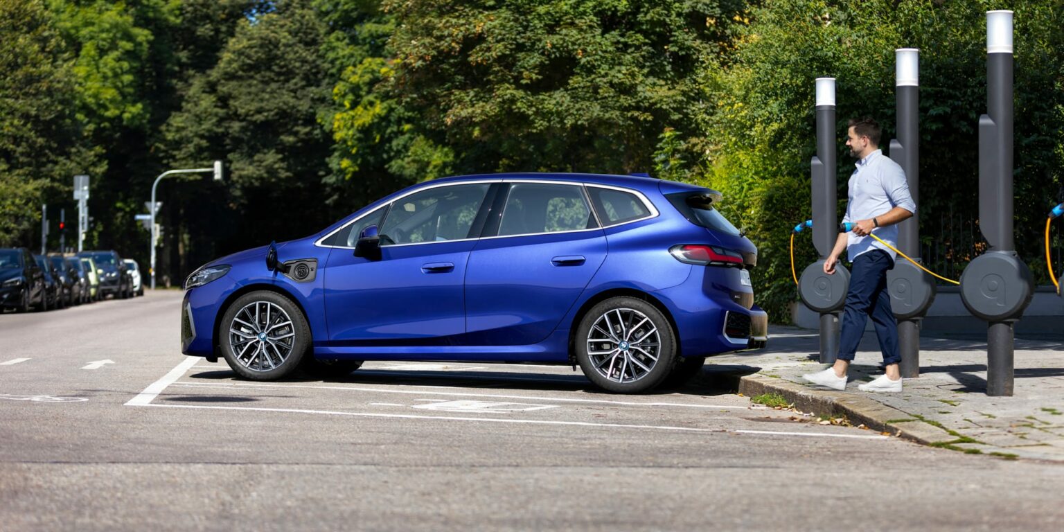 BMW 230e xDrive Active Tourer