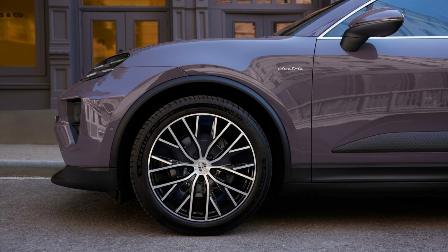 Porsche Macan 4 Electric