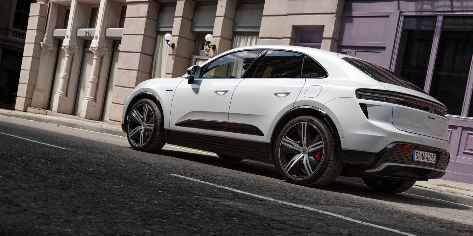 Porsche Macan Turbo Electric