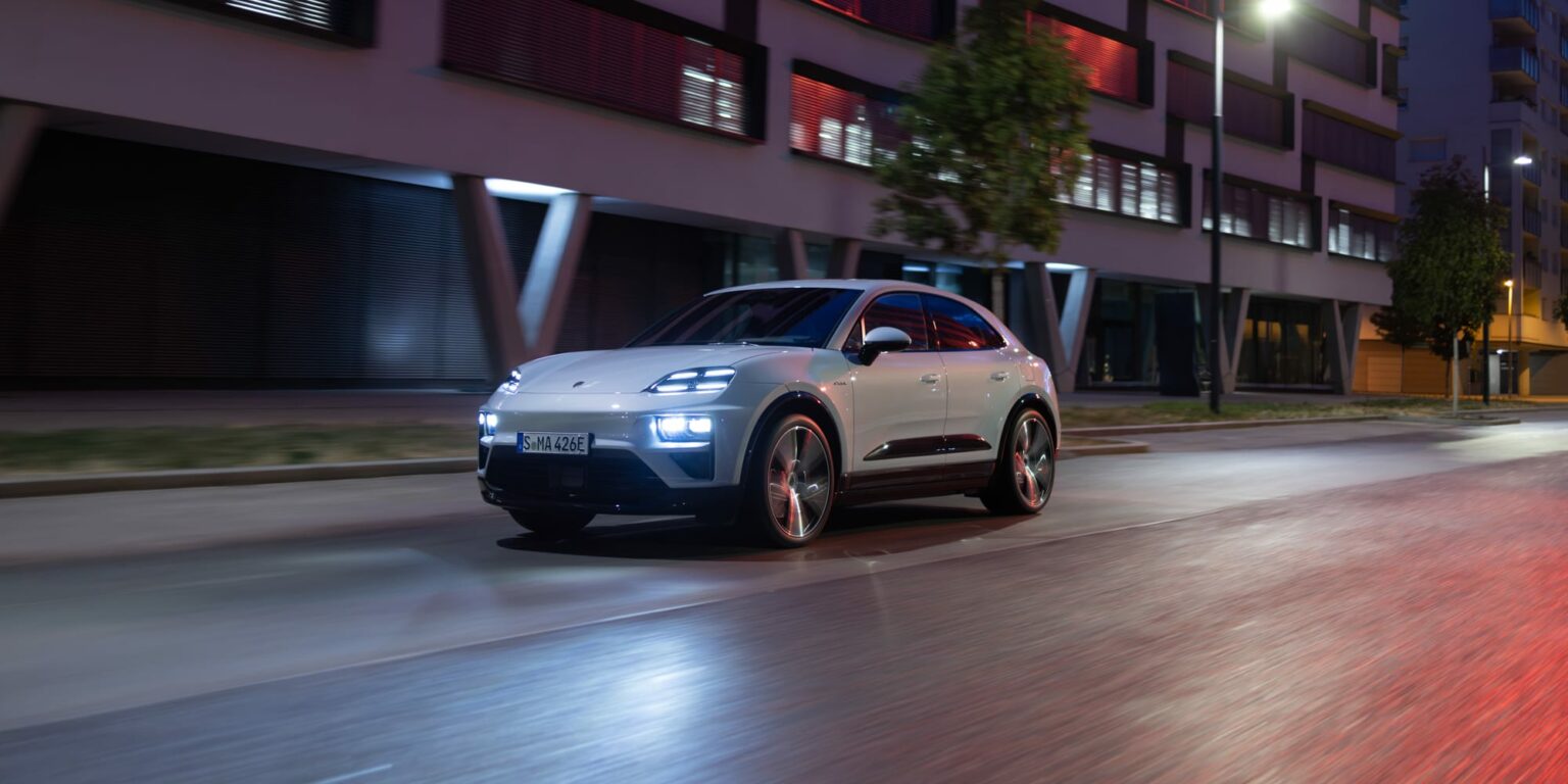 Porsche Macan Turbo Electric