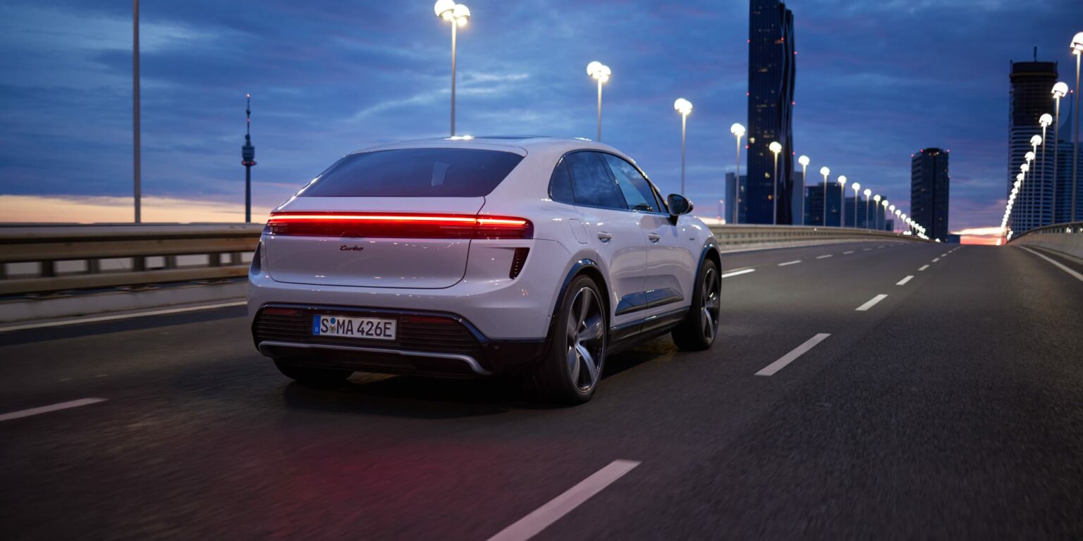 Porsche Macan Turbo Electric