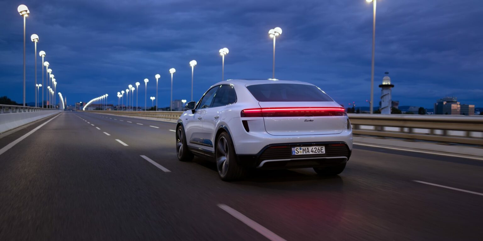 Porsche Macan Turbo Electric