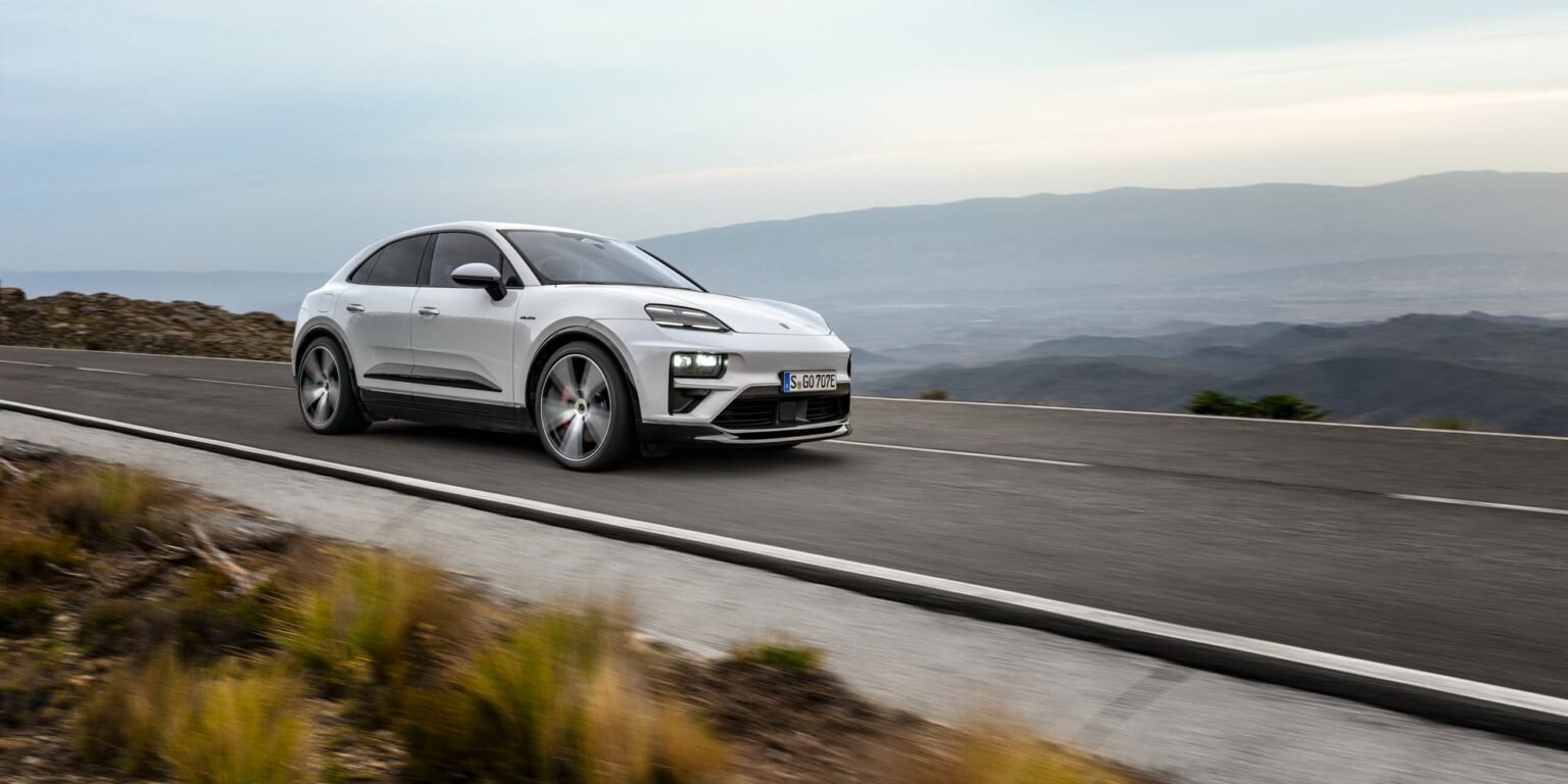 Porsche Macan Turbo Electric